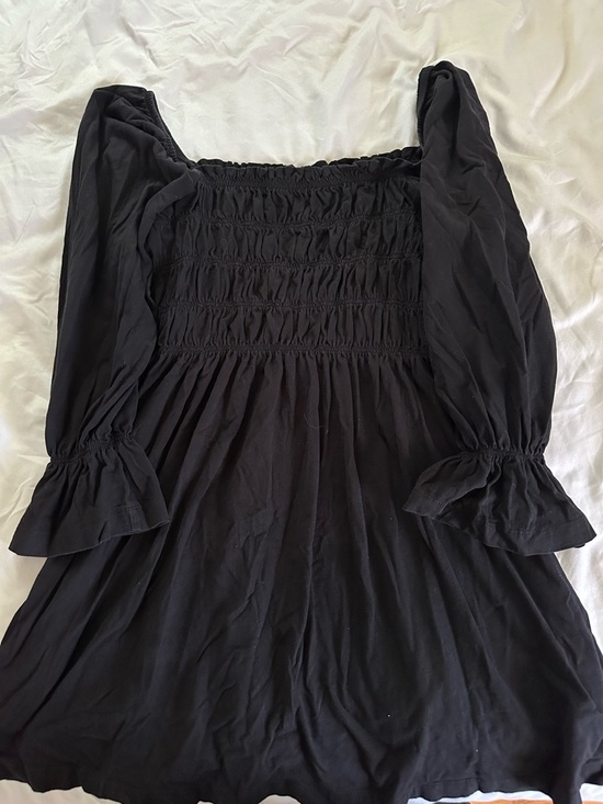 H&M Dresses & Skirts - H&M Black Smocked Mini Dress
